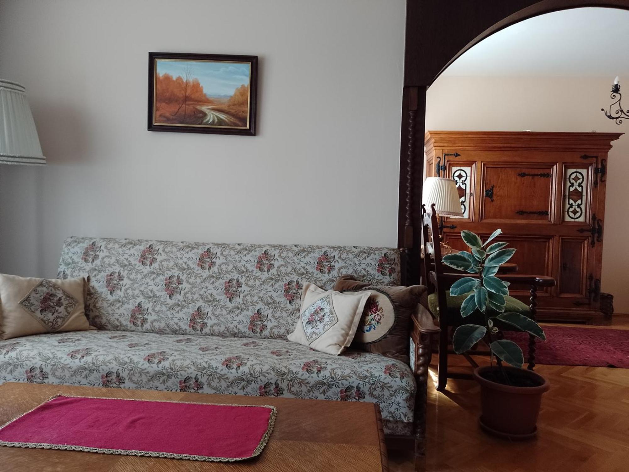 Belvarosi Classic Apartman 85 Square Meters Szombathely Kültér fotó